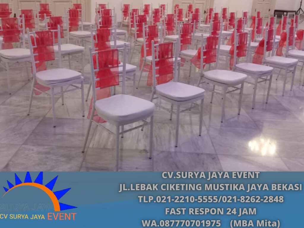 Rental Tiffany Kursi Type VIP Kayu Warna Putih Jakarta