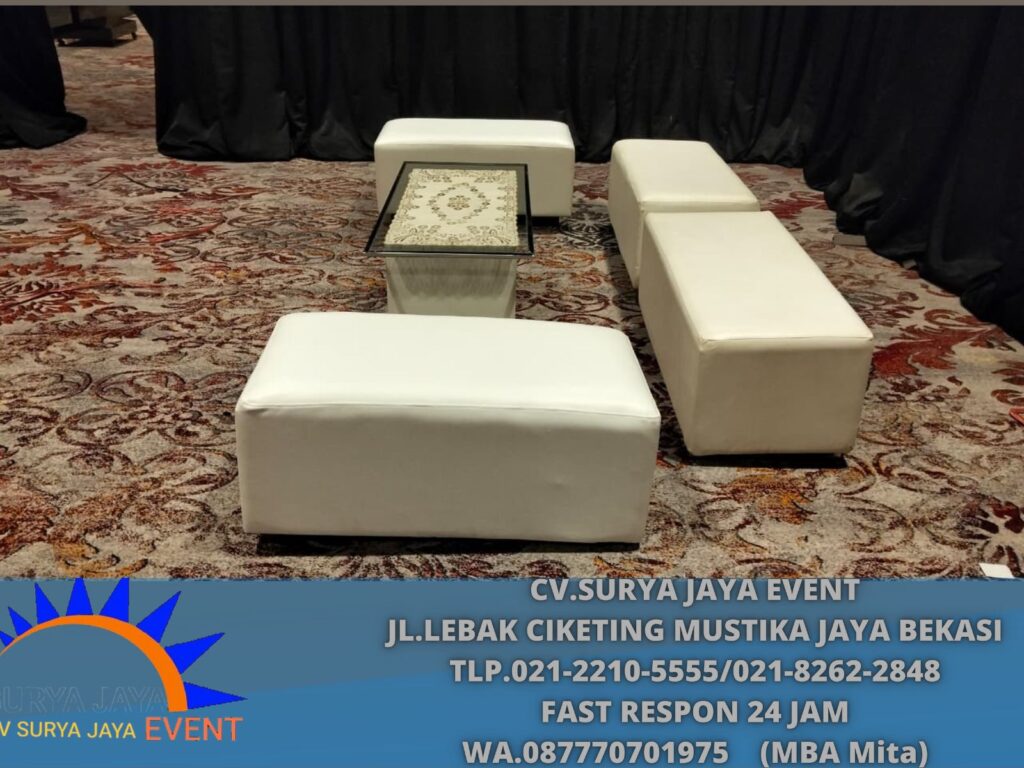 Rental Puff Kursi Kotak Putih Kaki Stainless Jakarta