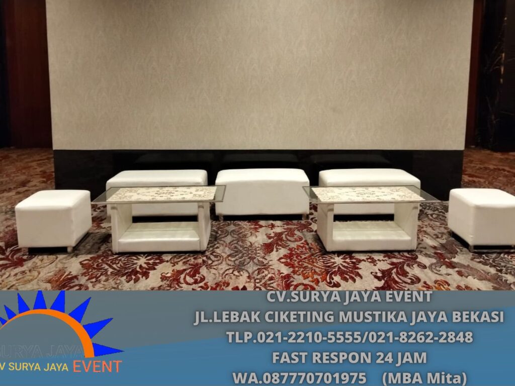 Rental Puff Kursi Kotak Putih Kaki Stainless Jakarta