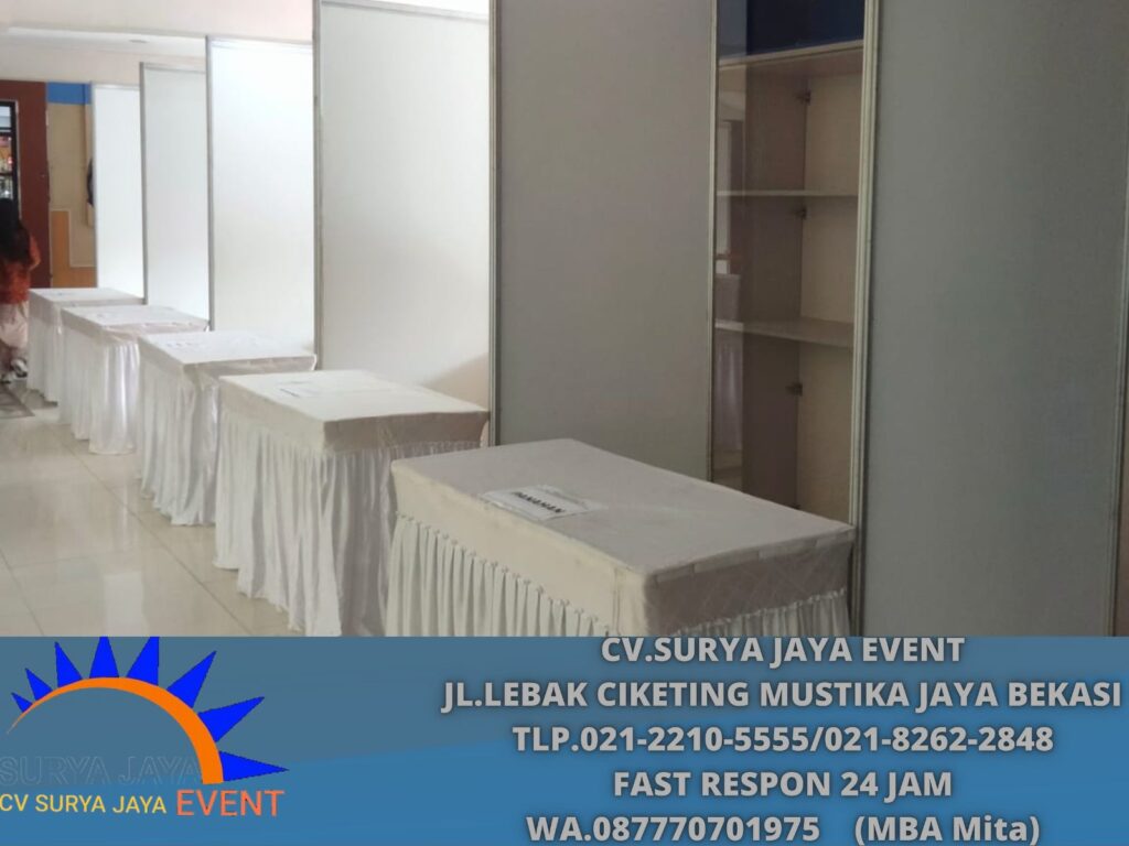 Rental Meja Kotak Partisi Putih Jakarta