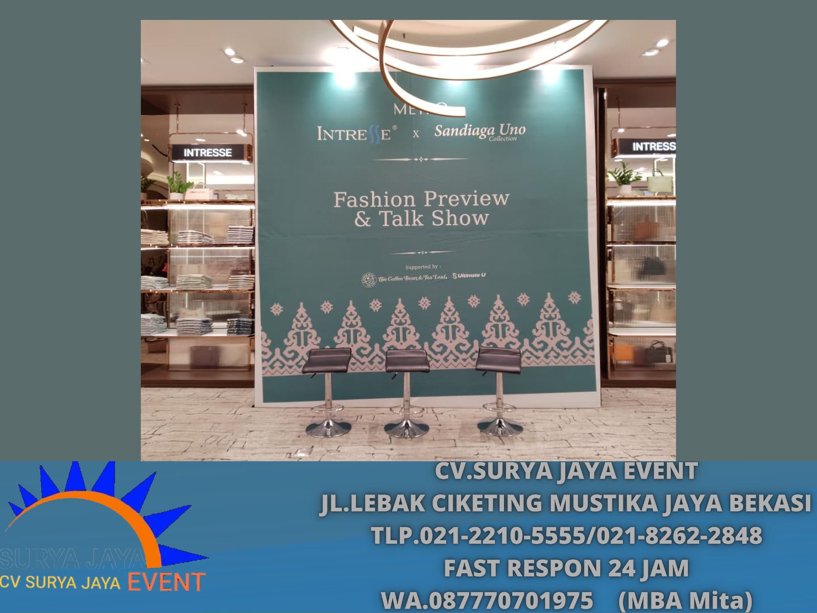 Backdrop Photoboth Dan Kursi Barstol Hitam PIM Jakarta