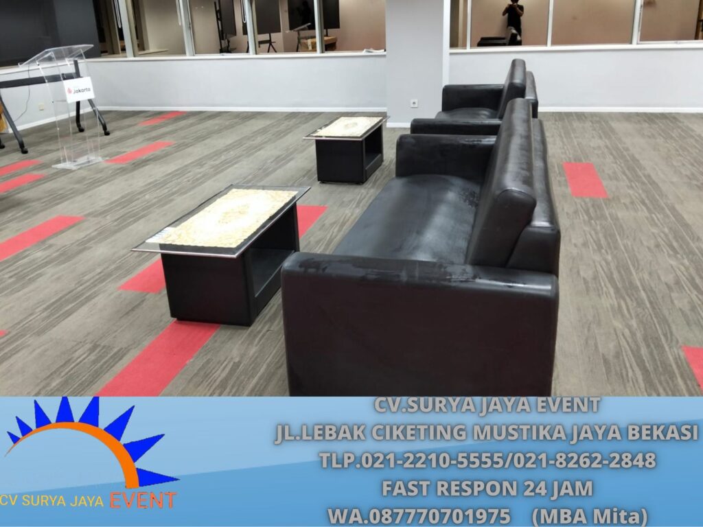 Sewa Sofa Triple Hitam Dan Meja Kaca VIP Jakarta