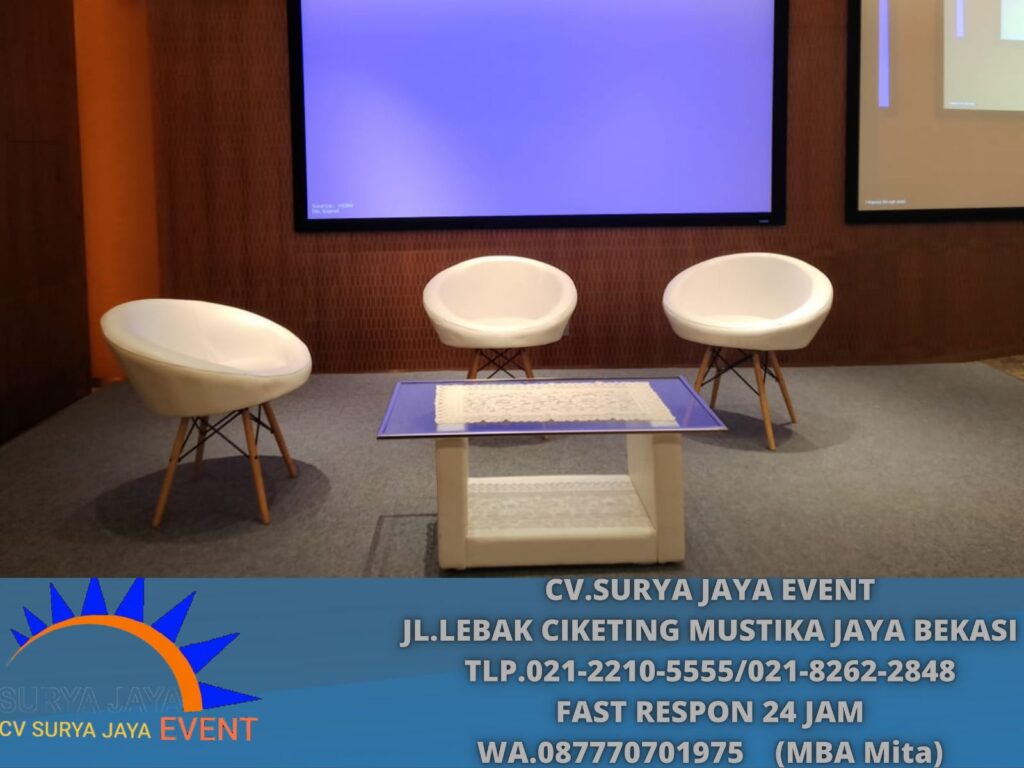 Sewa sofa Queen,Sofa Scandinavian Putih Jakarta
