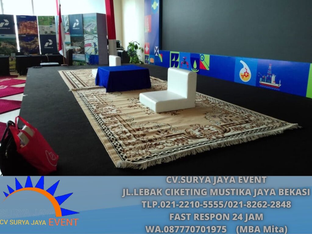 Sewa Sofa Lesehan Dan Meja Cover Biru Jakarta