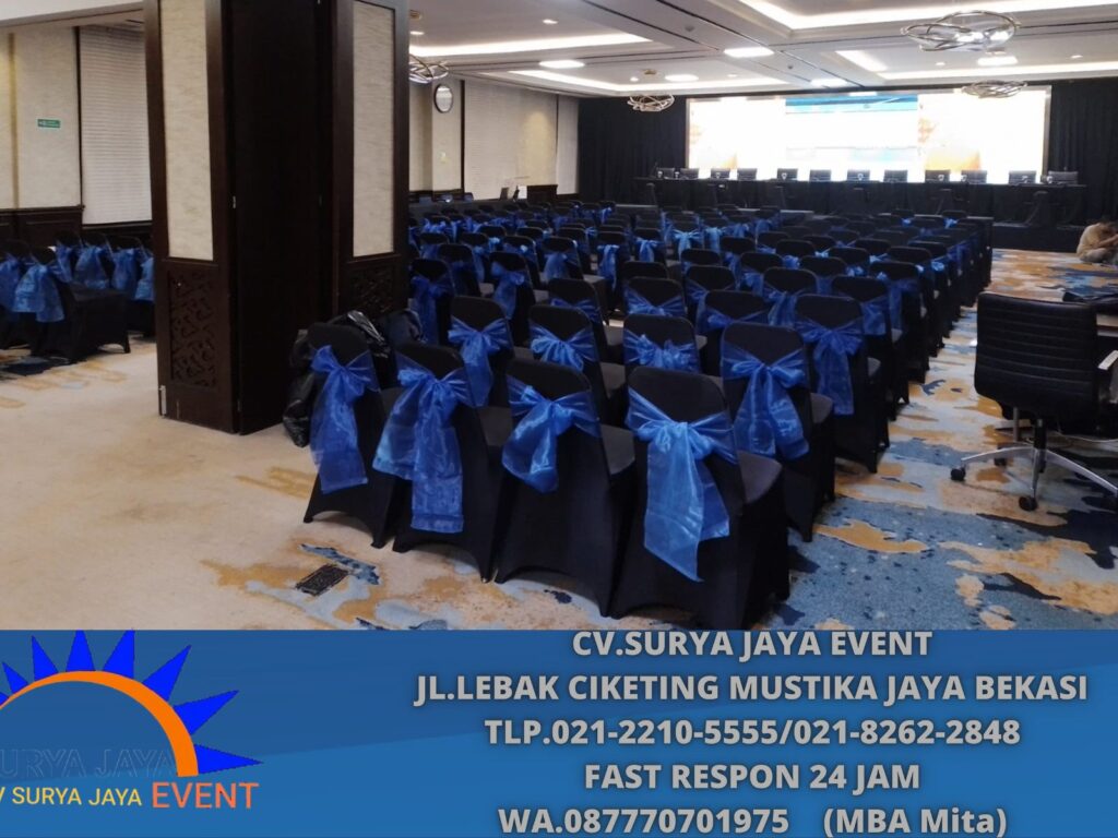 Sewa Kursi Event Cover Hitam Ketat Pita Biru Jakarta