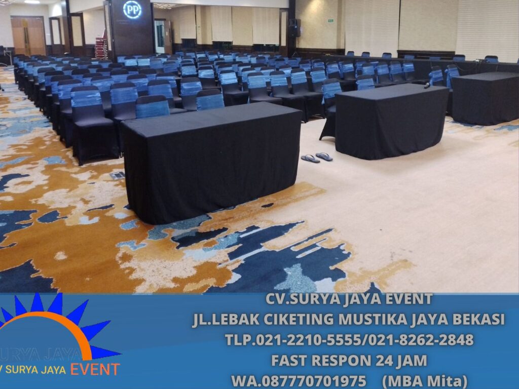 Sewa Kursi Event Cover Hitam Ketat Pita Biru Jakarta