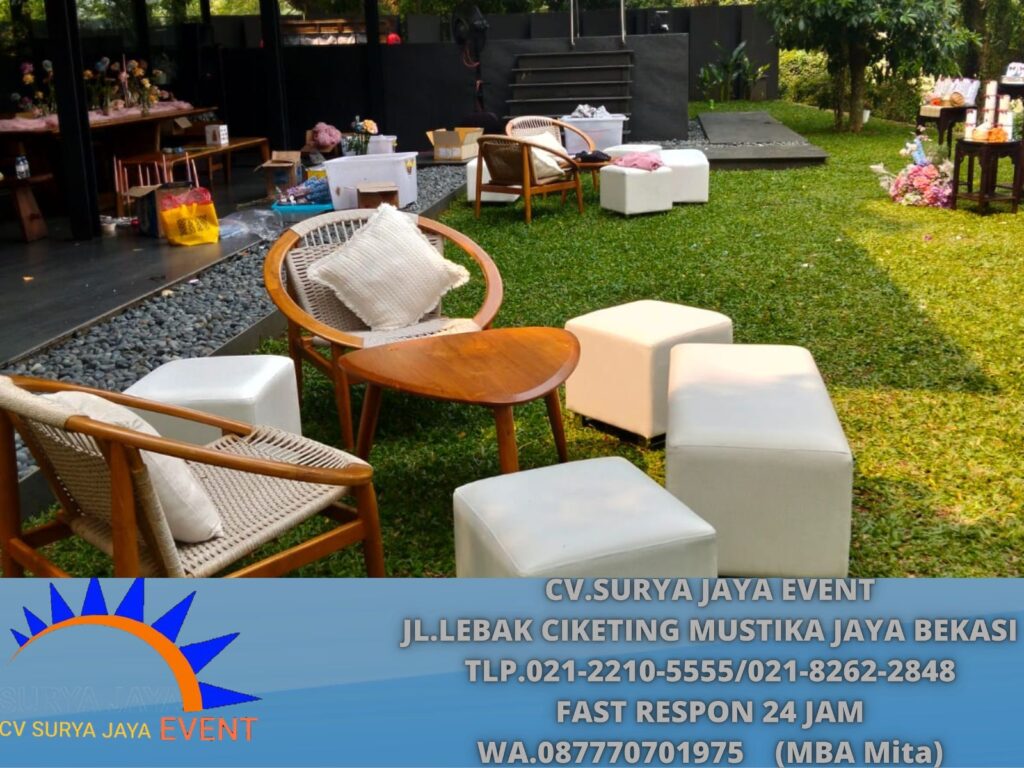 Sewa Puff Putih Kaki stainless Jakarta